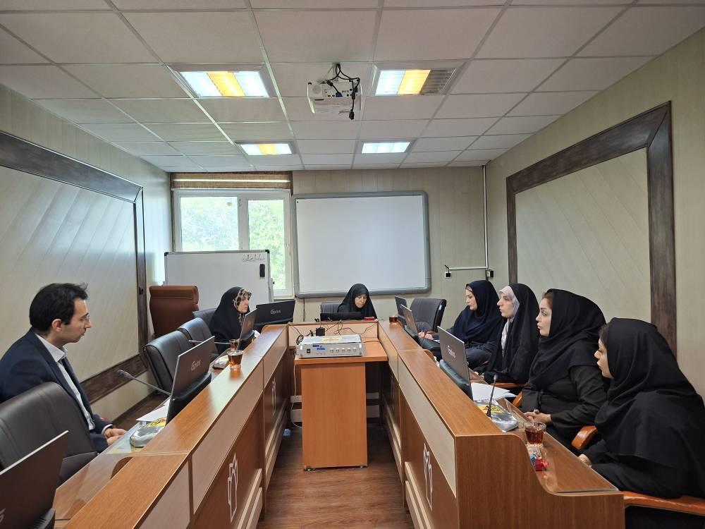 برگزاری جلسه بررسی حوزه پژوهش اعتباربخشی در دانشکده پرستاری و مامایی کرمانشاه
